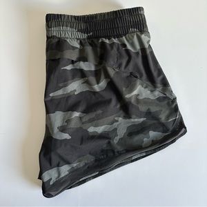 Athleta Mesh Racer Run Short Camo